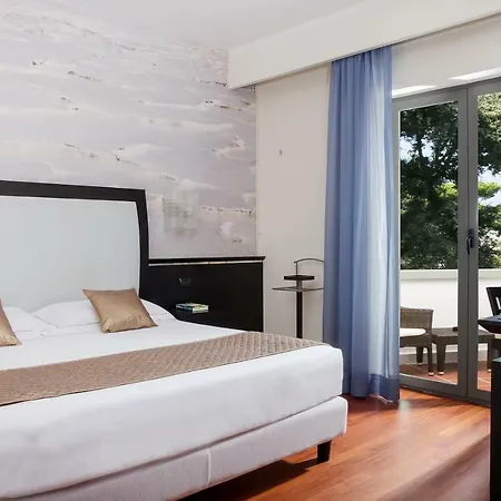 St.mauritius Hotell 4*