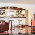 酒店 圣茂利裘丝酒店 4*